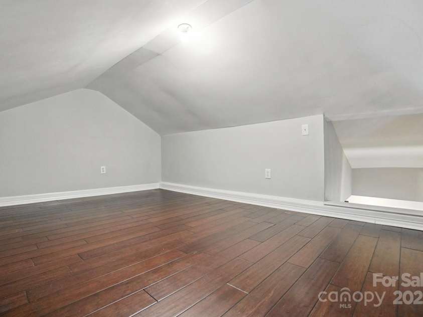 4235 Howie Circle, Charlotte, NC 28205.  MLS# CAR4258170, YatesRealty ID 22134. 