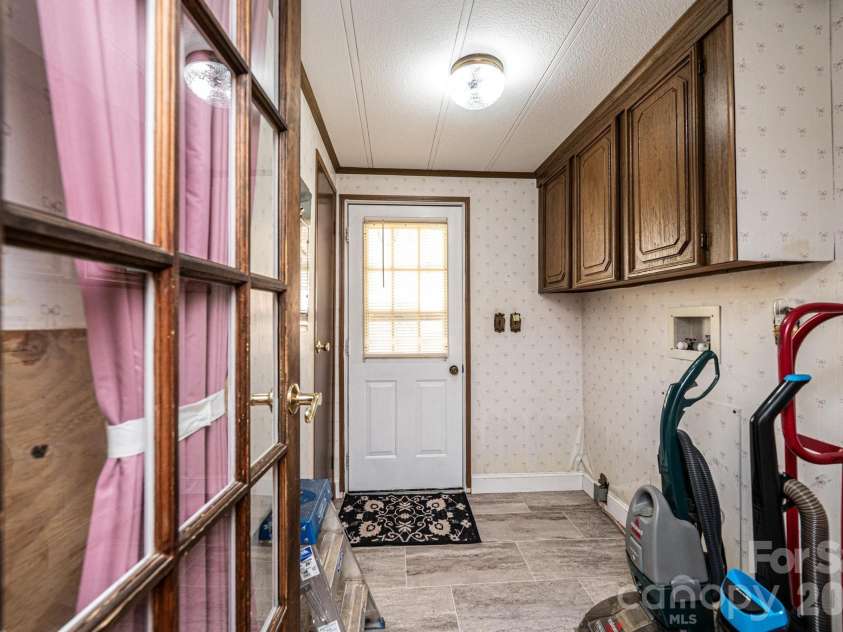 2474 Chandler Place, Granite Falls, NC 28630.  MLS# CAR4366653, YatesRealty ID 22135. 