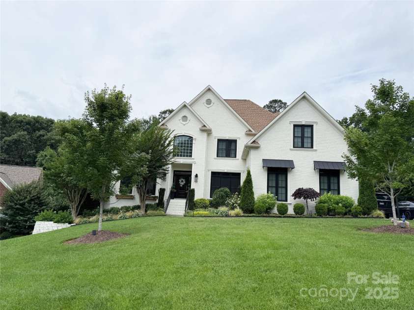 9604 Oliver Court, Harrisburg, NC 28075.  MLS# CAR4275003, YatesRealty ID 22135. 