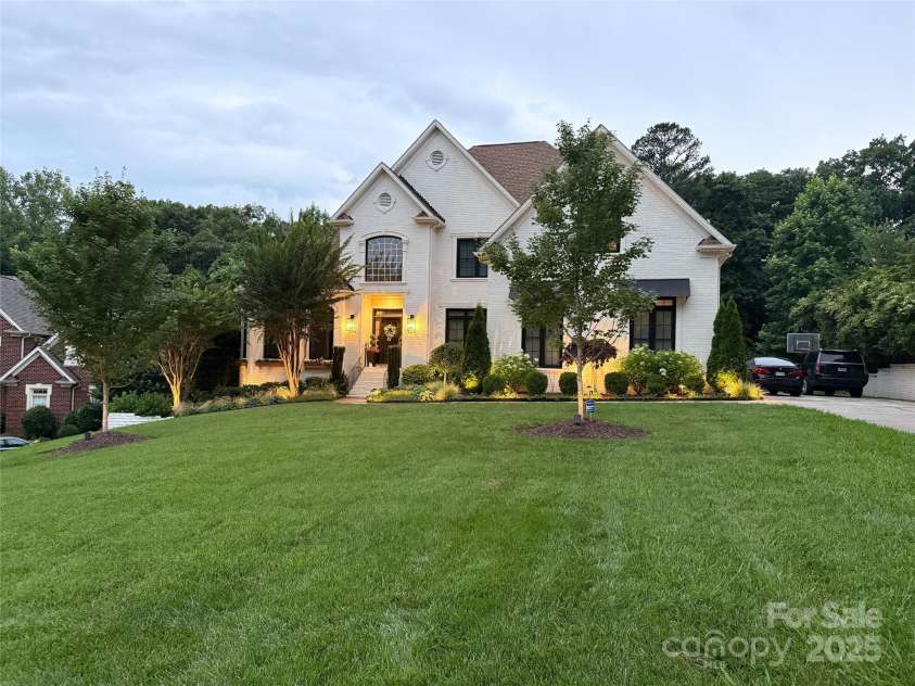 9604 Oliver Court, Harrisburg, NC 28075.  MLS# CAR4275003, YatesRealty ID 22135. 