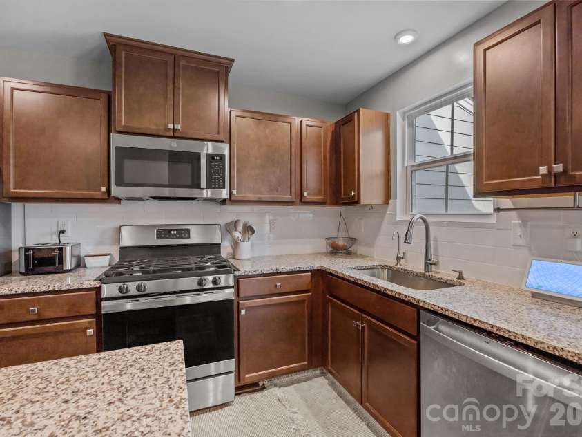 154 Stella Lane, Troutman, NC 28166.  MLS# CAR4376279, YatesRealty ID 22136. 