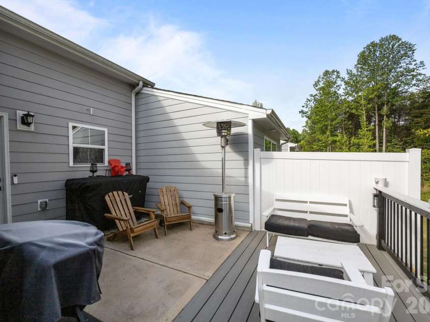 154 Stella Lane, Troutman, NC 28166.  MLS# CAR4376279, YatesRealty ID 22136. 