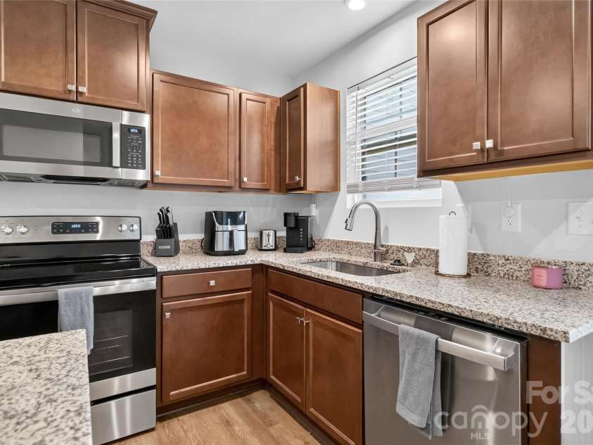 154 Stella Lane, Troutman, NC 28166.  MLS# CAR4409613, YatesRealty ID 22136. 