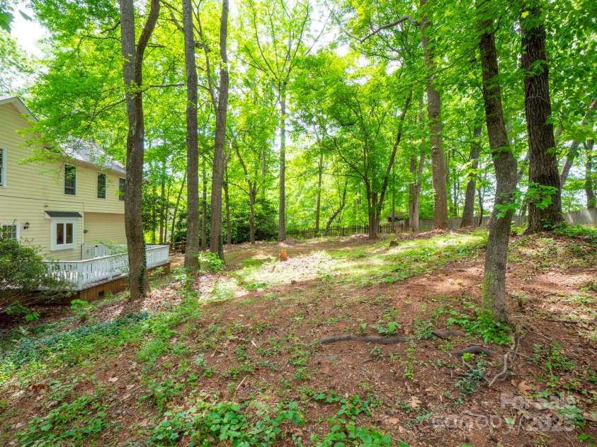 6100 Hunter Lane, Weddington, NC 28104.  MLS# CAR4249073, YatesRealty ID 22136. 