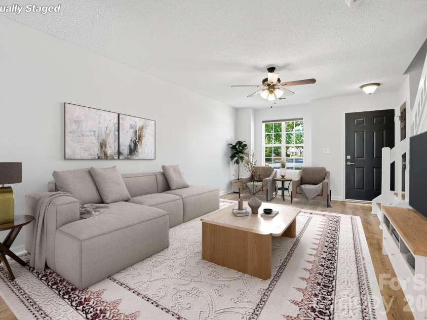 10584 English Setter Way, Charlotte, NC 28269.  MLS# CAR4377781, YatesRealty ID 22137. 