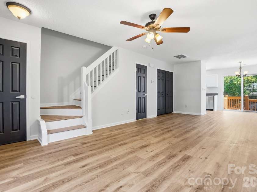 10584 English Setter Way, Charlotte, NC 28269.  MLS# CAR4377781, YatesRealty ID 22137. 