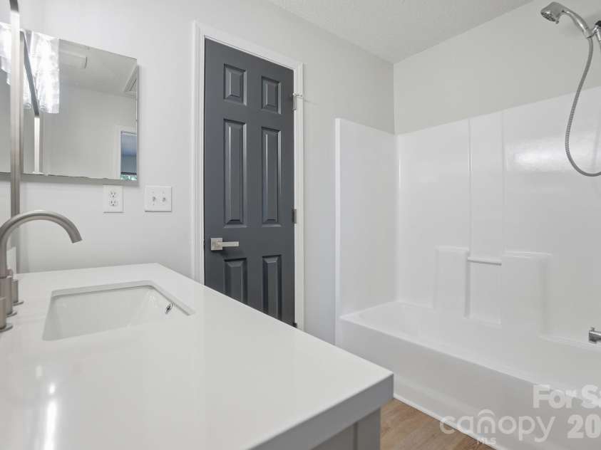 10584 English Setter Way, Charlotte, NC 28269.  MLS# CAR4377781, YatesRealty ID 22137. 