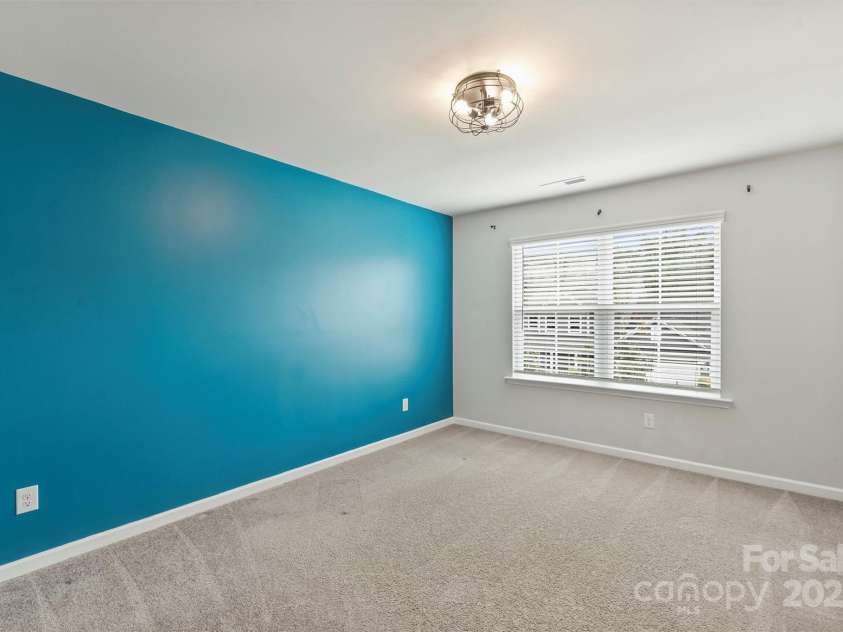 7209 Brookline Place, Huntersville, NC 28078.  MLS# CAR4251054, YatesRealty ID 22137. Guest Suite