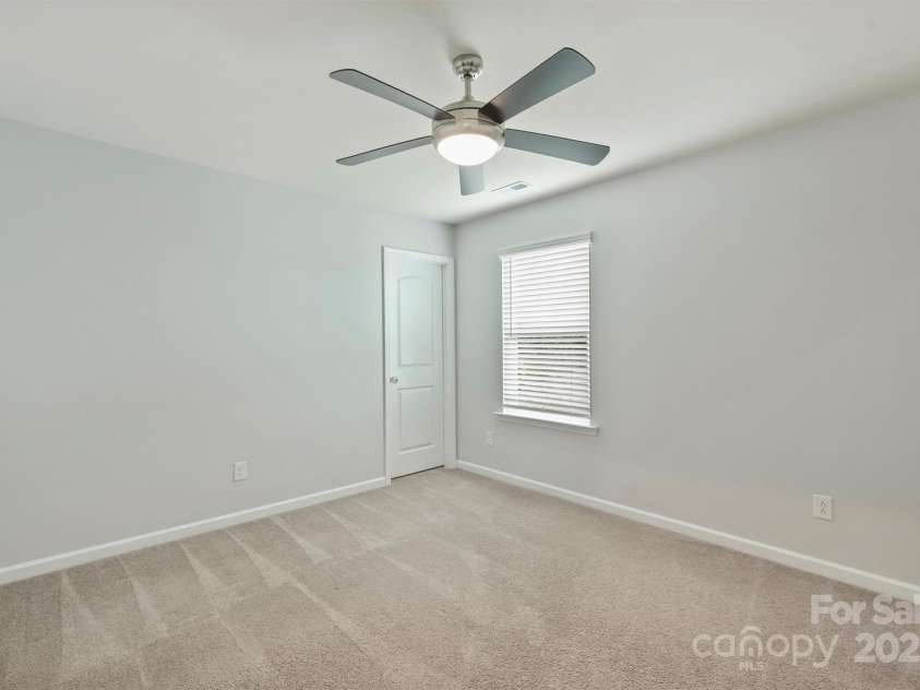 7209 Brookline Place, Huntersville, NC 28078.  MLS# CAR4251054, YatesRealty ID 22137. Guest Suite
