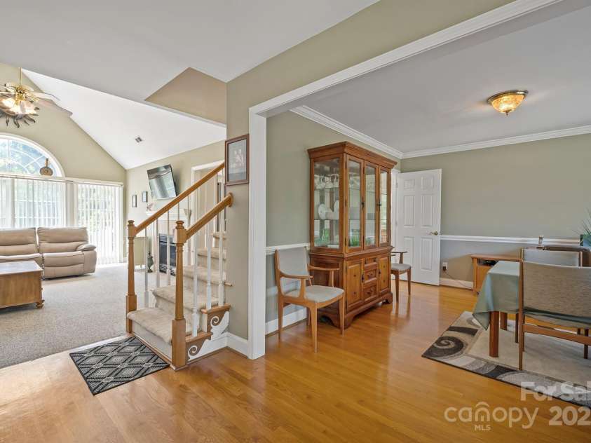 14340 Kendalton Meadow Drive, Mint Hill, NC 28227.  MLS# CAR4254696, YatesRealty ID 22139. 