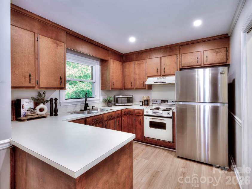 1540 Cooper Avenue, Kannapolis, NC 28081.  MLS# CAR4376968, YatesRealty ID 22141. 
