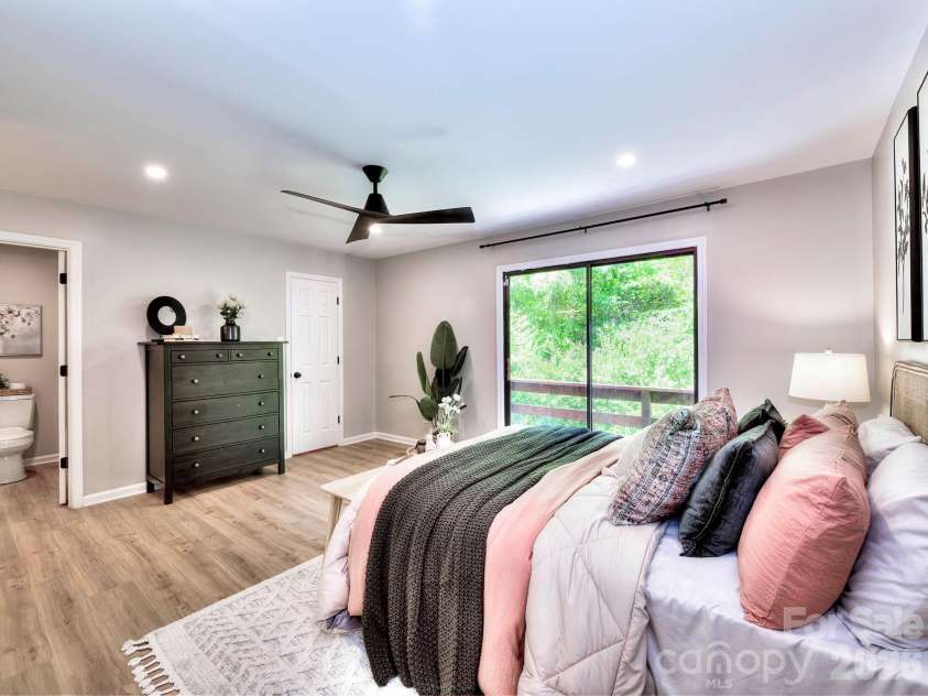 1540 Cooper Avenue, Kannapolis, NC 28081.  MLS# CAR4376968, YatesRealty ID 22141. 