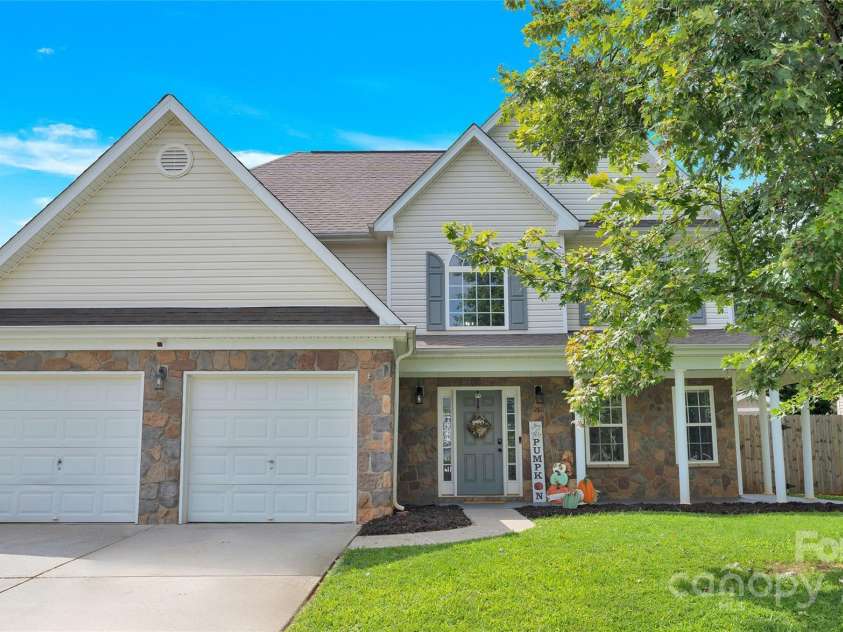 280 Glenn Allen Road, Mooresville, NC 28115.  MLS# CAR4273655, YatesRealty ID 22142. 