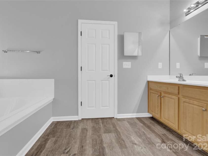 280 Glenn Allen Road, Mooresville, NC 28115.  MLS# CAR4273655, YatesRealty ID 22142. 