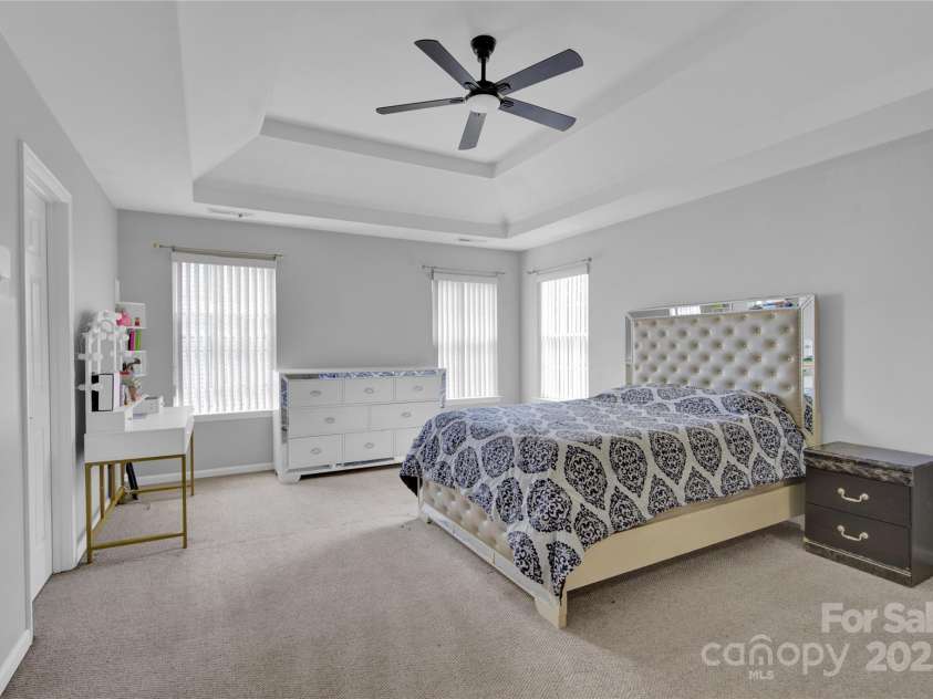 280 Glenn Allen Road, Mooresville, NC 28115.  MLS# CAR4273655, YatesRealty ID 22142. Primary Bedroom with sitting area