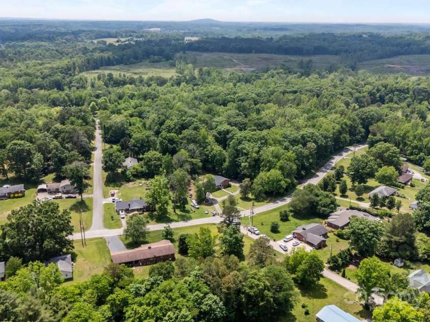 2076 Junction Road, Mocksville, NC 27028.  MLS# CAR4256563, YatesRealty ID 22143. 