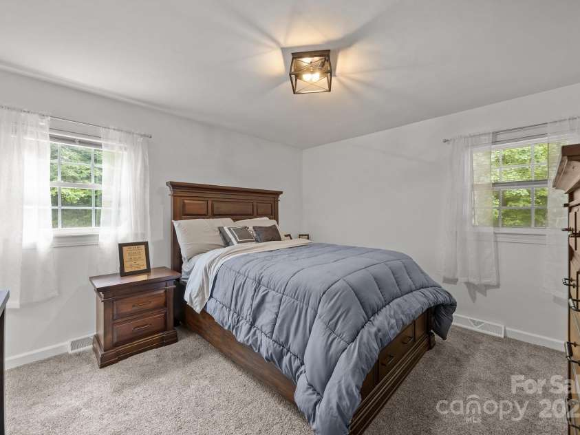 2076 Junction Road, Mocksville, NC 27028.  MLS# CAR4256563, YatesRealty ID 22143. 