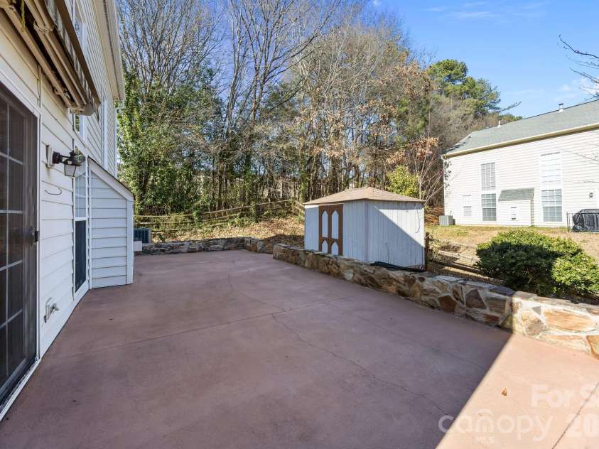 11926 Hawick Valley Lane, Charlotte, NC 28277.  MLS# CAR4333536, YatesRealty ID 22147. 