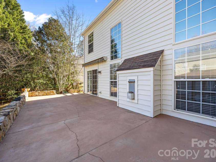 11926 Hawick Valley Lane, Charlotte, NC 28277.  MLS# CAR4333536, YatesRealty ID 22147. 