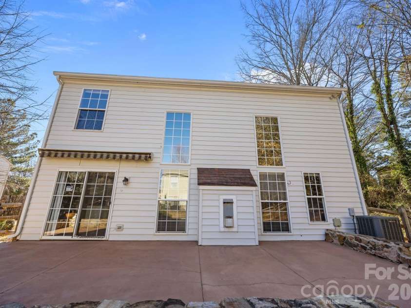 11926 Hawick Valley Lane, Charlotte, NC 28277.  MLS# CAR4333536, YatesRealty ID 22147. 
