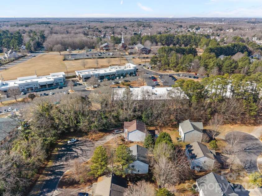 11926 Hawick Valley Lane, Charlotte, NC 28277.  MLS# CAR4333536, YatesRealty ID 22147. 