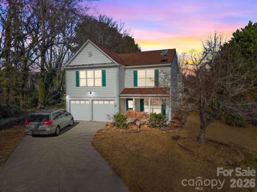 11926 Hawick Valley Lane, Charlotte, NC 28277.  MLS# CAR4333536, YatesRealty ID 22147. 