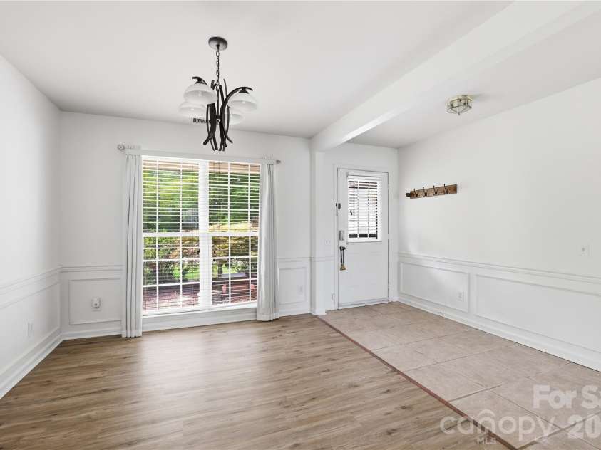 11926 Hawick Valley Lane, Charlotte, NC 28277.  MLS# CAR4333536, YatesRealty ID 22147. 