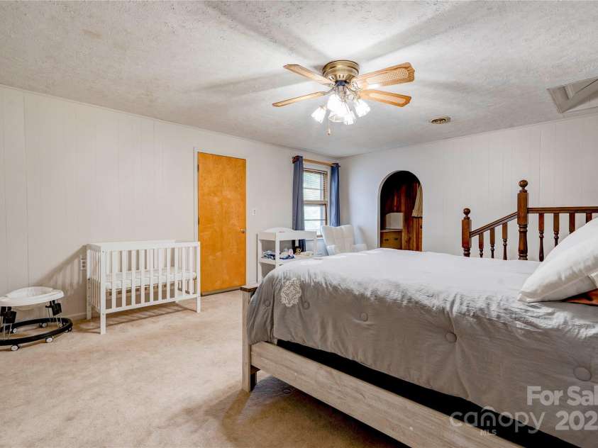 2005 Robyn Avenue, Shelby, NC 28152.  MLS# CAR4201554, YatesRealty ID 22148. 