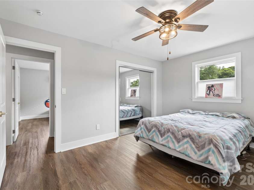 4429 Dawnwood Drive, Gastonia, NC 28056.  MLS# CAR4370837, YatesRealty ID 22148. 