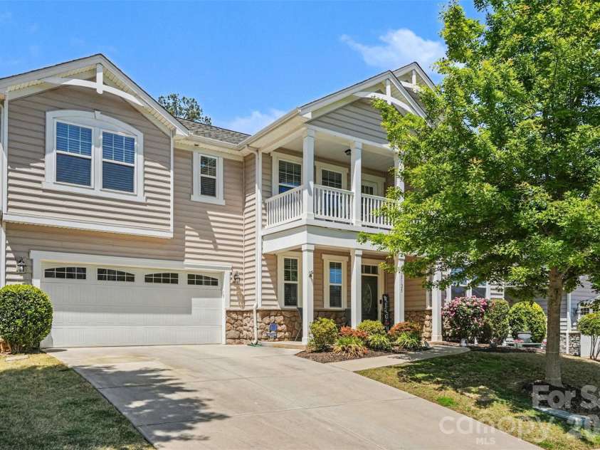 15125 Red Canoe Way, Charlotte, NC 28278.  MLS# CAR4374011, YatesRealty ID 22149. 