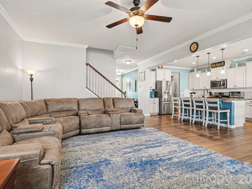 15125 Red Canoe Way, Charlotte, NC 28278.  MLS# CAR4374011, YatesRealty ID 22149. 