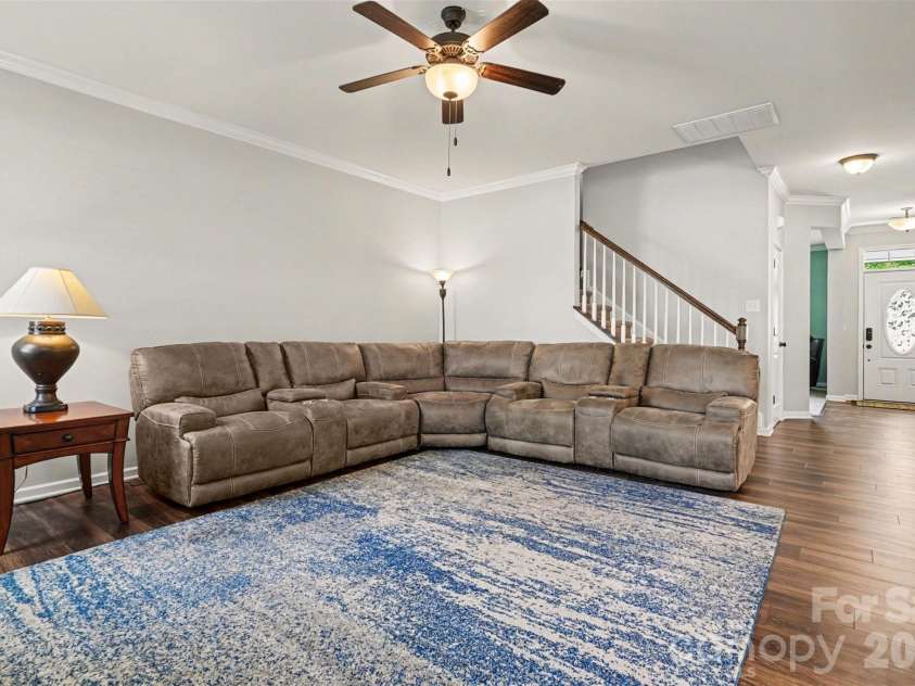 15125 Red Canoe Way, Charlotte, NC 28278.  MLS# CAR4374011, YatesRealty ID 22149. 
