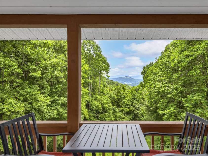 73 Pika Lane, Waynesville, NC 28785.  MLS# CAR4270481, YatesRealty ID 22149. 
