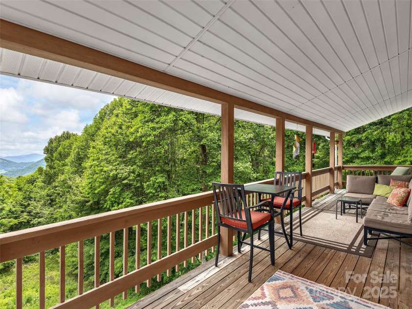 73 Pika Lane, Waynesville, NC 28785.  MLS# CAR4270481, YatesRealty ID 22149. 
