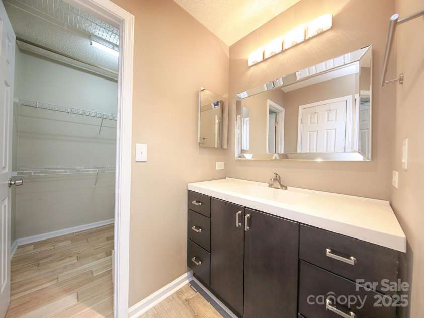 11911 Maria Ester Court, Charlotte, NC 28277.  MLS# CAR4234554, YatesRealty ID 2215. 