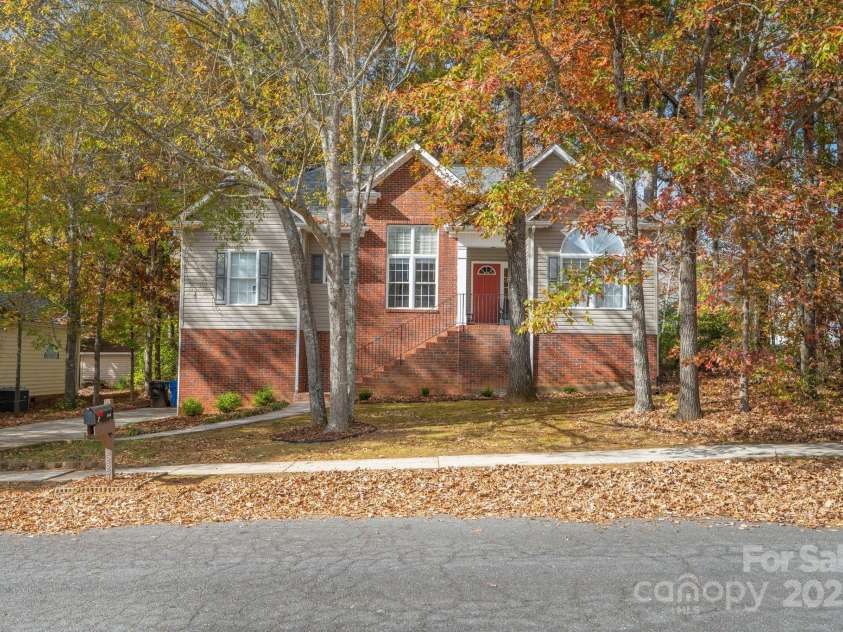 2227 Keswick Lane, Rock Hill, SC 29732.  MLS# CAR4321718, YatesRealty ID 2215. 