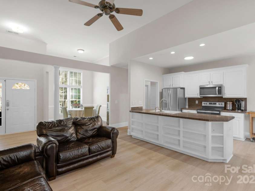 2227 Keswick Lane, Rock Hill, SC 29732.  MLS# CAR4321718, YatesRealty ID 2215. 