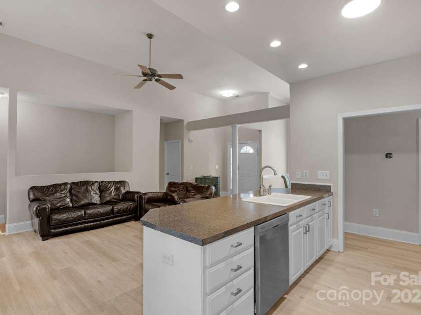 2227 Keswick Lane, Rock Hill, SC 29732.  MLS# CAR4321718, YatesRealty ID 2215. 