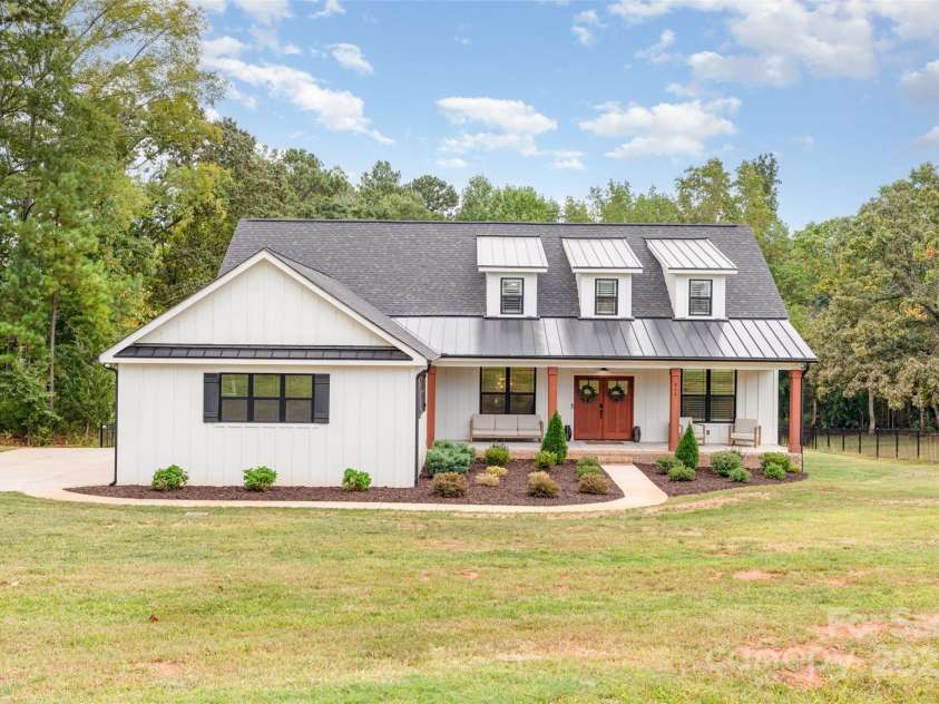 974 Armstrong Road, Belmont, NC 28012.  MLS# CAR4310763, YatesRealty ID 2215. 