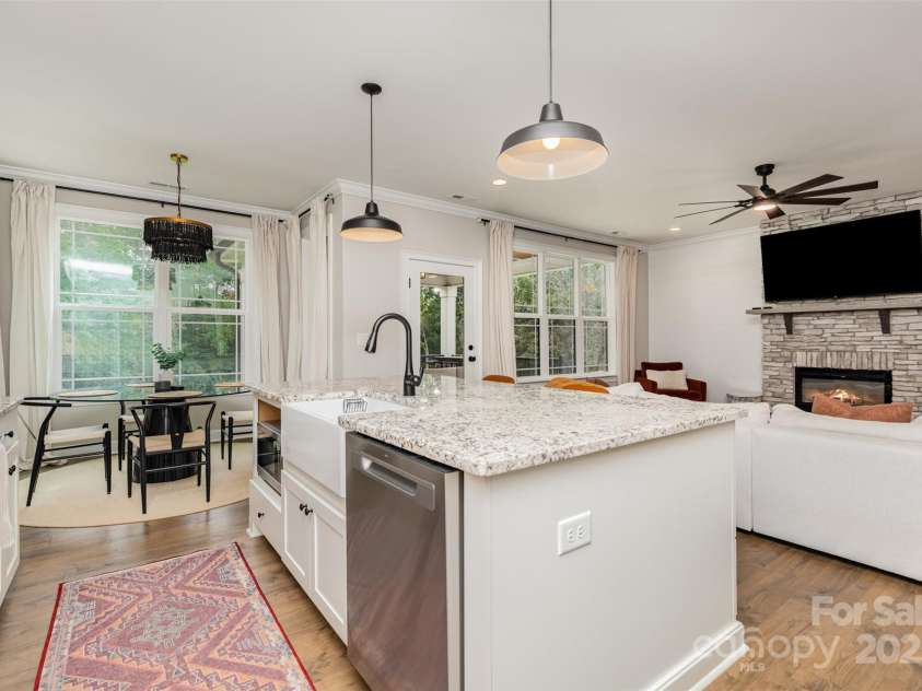 974 Armstrong Road, Belmont, NC 28012.  MLS# CAR4310763, YatesRealty ID 2215. 