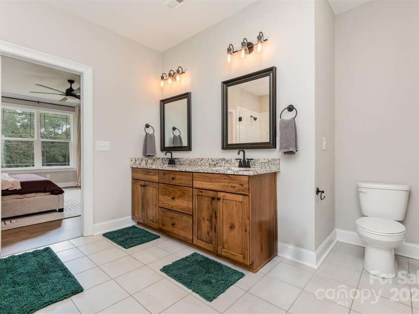 974 Armstrong Road, Belmont, NC 28012.  MLS# CAR4310763, YatesRealty ID 2215. 