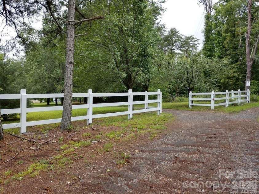 769 Dennis Road, Troy, NC 27371.  MLS# CAR4374021, YatesRealty ID 22151. Driveway entrance