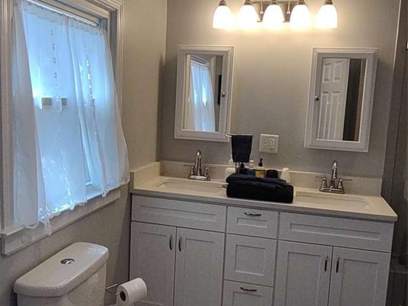769 Dennis Road, Troy, NC 27371.  MLS# CAR4374021, YatesRealty ID 22151. Master Bath