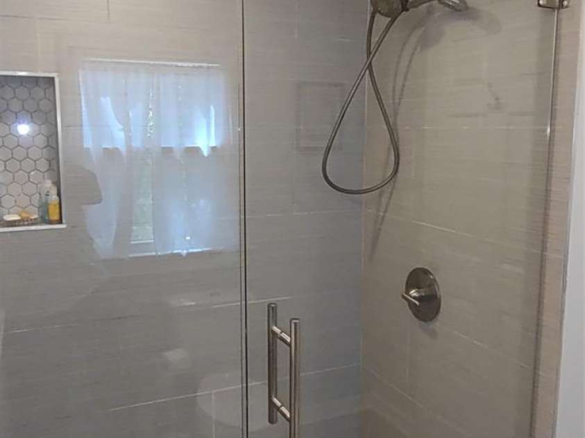 769 Dennis Road, Troy, NC 27371.  MLS# CAR4374021, YatesRealty ID 22151. Master Bath
