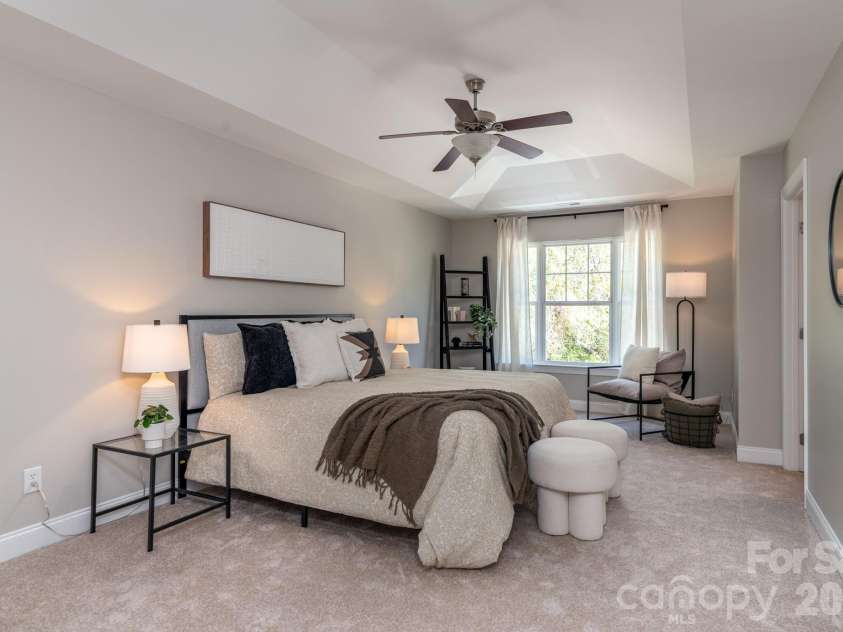 125 Sherman Oaks Lane, Mooresville, NC 28115.  MLS# CAR4366958, YatesRealty ID 22152. 