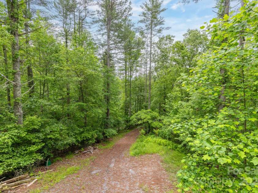 109 Tumblebug Trail Road, Flat Rock, NC 28731.  MLS# CAR4266640, YatesRealty ID 22153. 