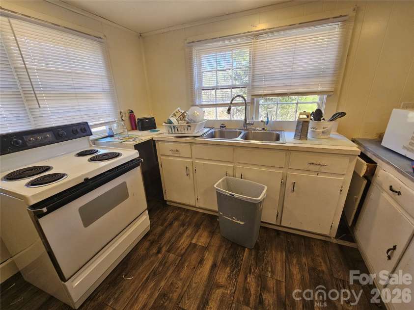 126 Susan Road, Casar, NC 28020.  MLS# CAR4362520, YatesRealty ID 22154. 