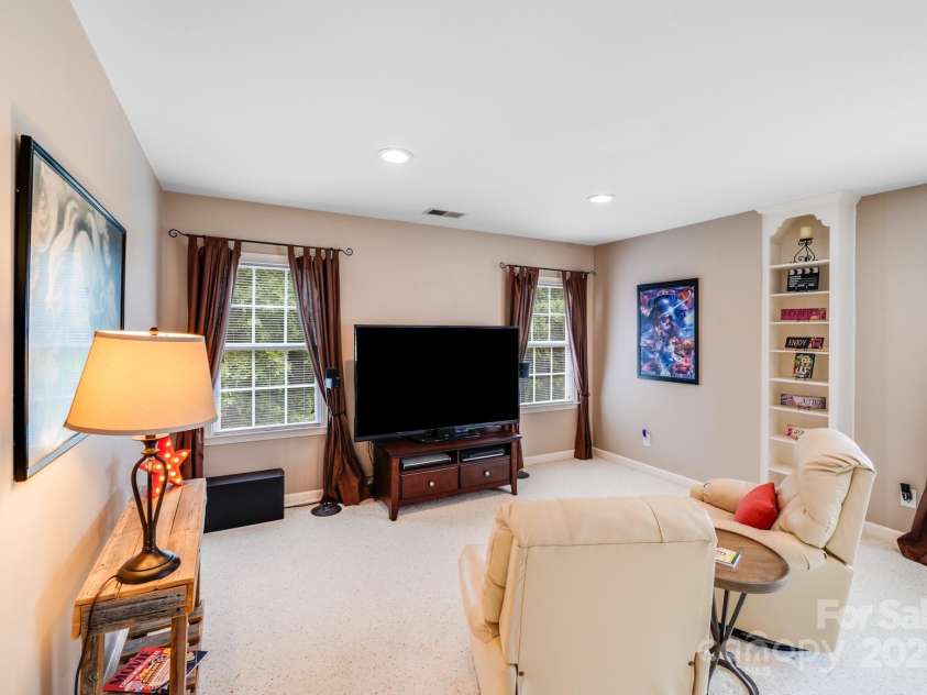 10127 Tallent Lane, Huntersville, NC 28078.  MLS# CAR4268662, YatesRealty ID 22155. 
