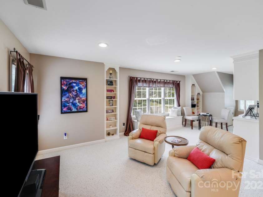 10127 Tallent Lane, Huntersville, NC 28078.  MLS# CAR4268662, YatesRealty ID 22155. 