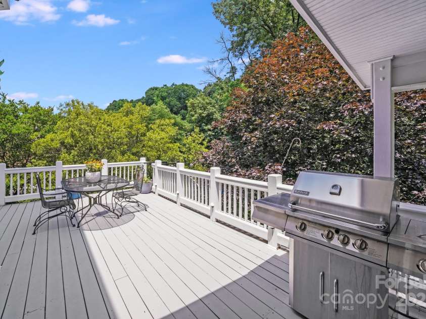 10127 Tallent Lane, Huntersville, NC 28078.  MLS# CAR4268662, YatesRealty ID 22155. 